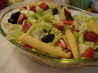 Salata usoara cu porumb