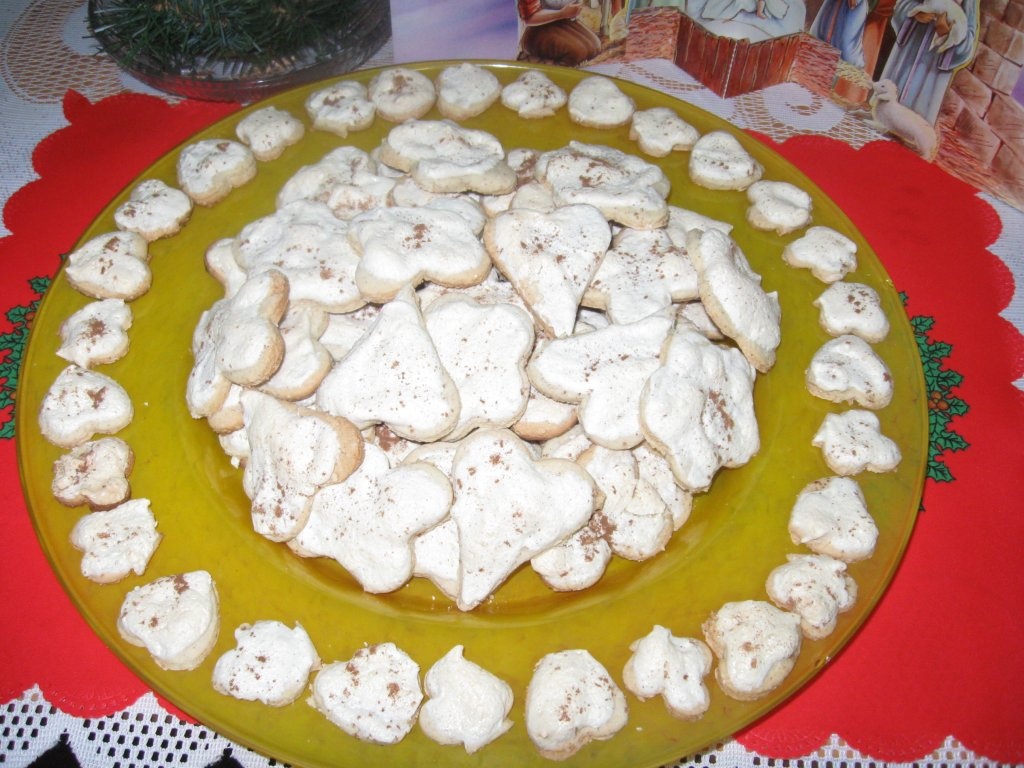 Prajitura cu scortisoara