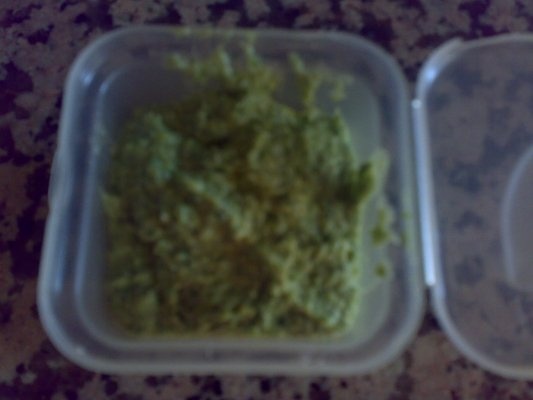 Pesto de busuioc
