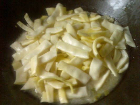 Fasole lata cu manzat