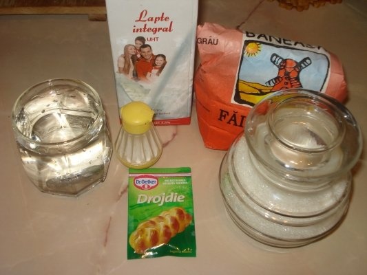 Ciorba de vacuta in farfurie comestibila