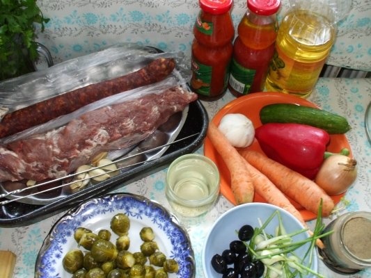 Medalion de muschiulet cu frigarui si garnitura Fantasy