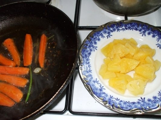 Medalion de muschiulet cu frigarui si garnitura Fantasy