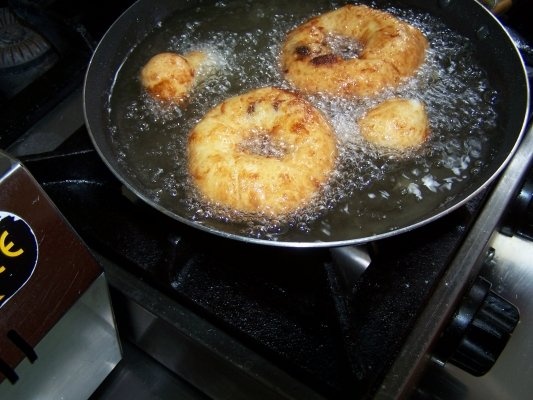 Reţetă de preparare a papanaşilor