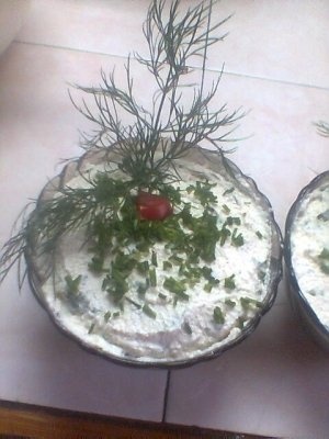 Pasta de branza cu ceapa verde