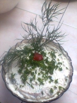 Pasta de branza cu ceapa verde