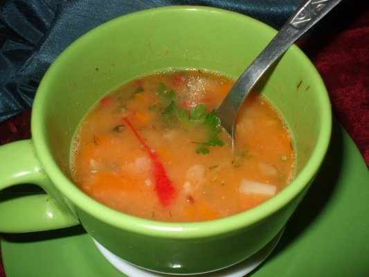 Ciorba de fasole cu afumatura