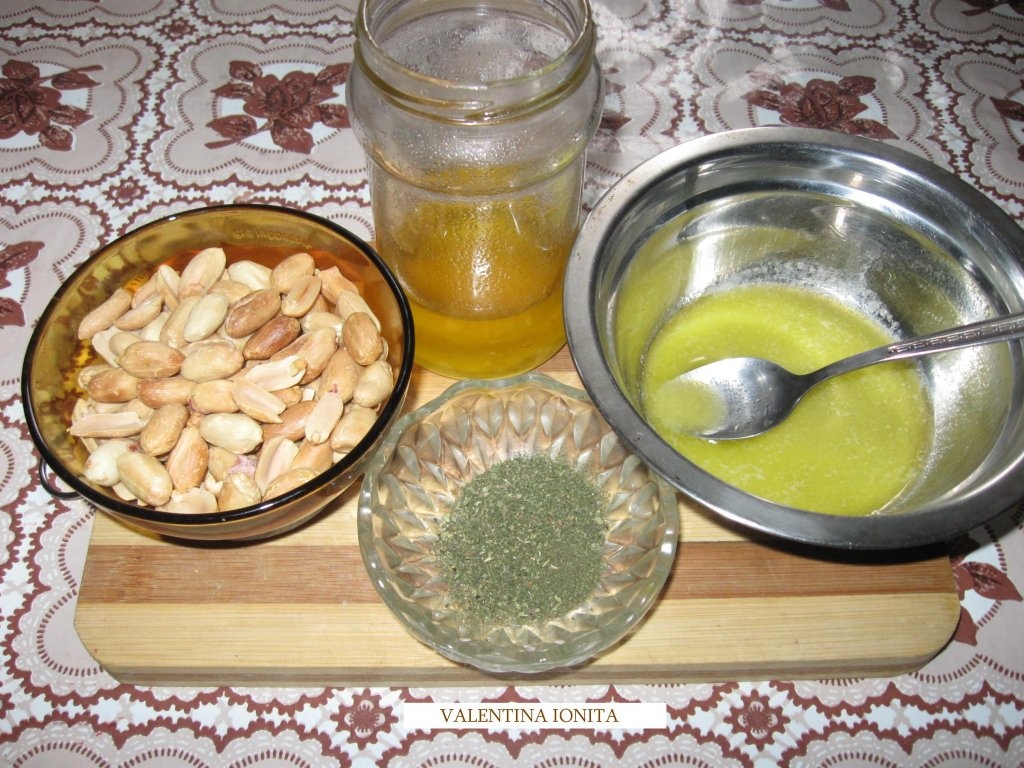 Piept de pui cu alune