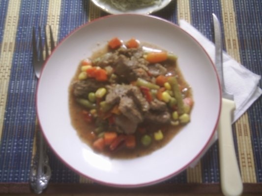 SOTE DE VITEL(VITA) CU LEGUME