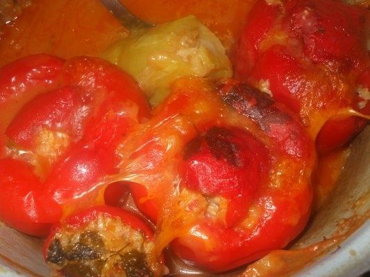 Ardei umpluti cu ciuperci