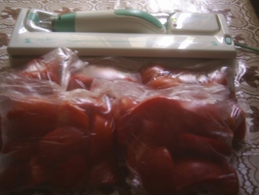 DIN CATEGORIA LEGUME CONGELATE  CRUDE - ROSII