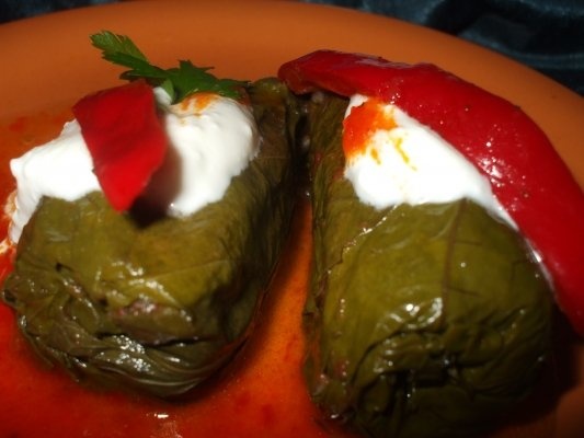 Sarmalute cu ciuperci in foi de vita