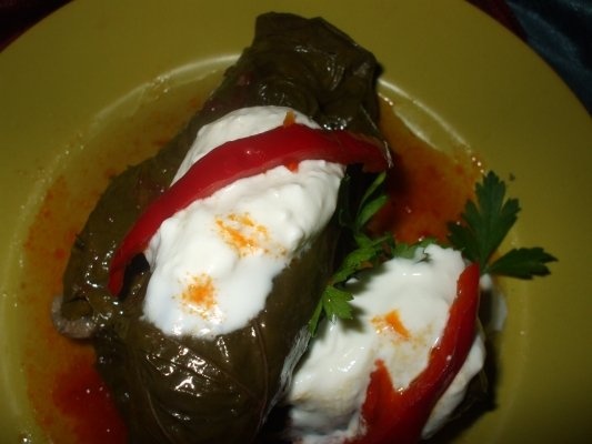 Sarmalute cu ciuperci in foi de vita