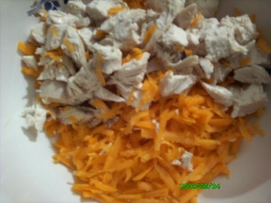 Salata de varza si morcovi cu pui