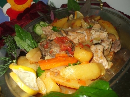 Jambon la tava cu cartofi