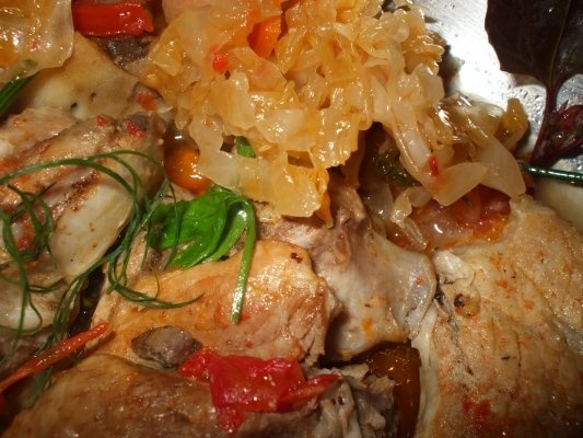 Jambon pe varza  la tava