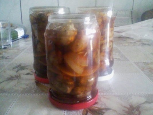 Dulceata de nuci verzi