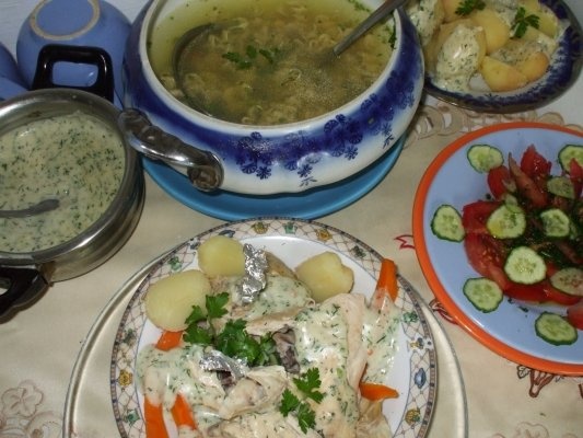 Pui rasol cu legume si sos de marar