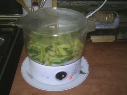 Rosii umplute cu fasole verde