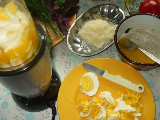 Pasta de oua cu cascaval