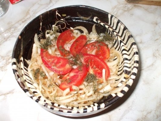 Salata de ceapa alba