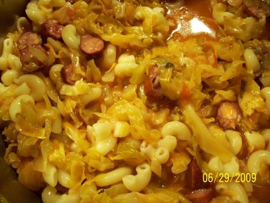 Varza cu cirnat la cuptor