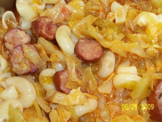 Varza cu cirnat la cuptor