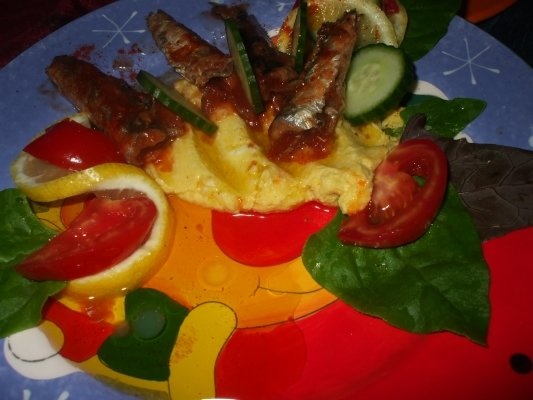 Pasta de oua cu peste si cartofi