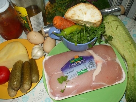 Rulouri de piept de pui cu dovlecel