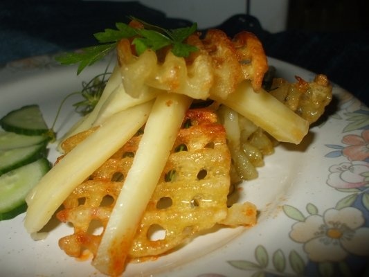 Cartofi prajiti cu cascaval