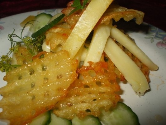 Cartofi prajiti cu cascaval