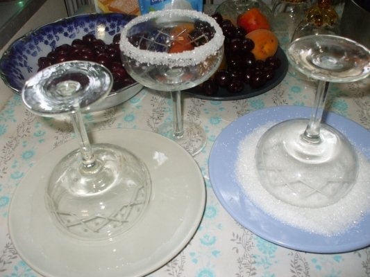 Crema de vanilie cu fructe si frisca