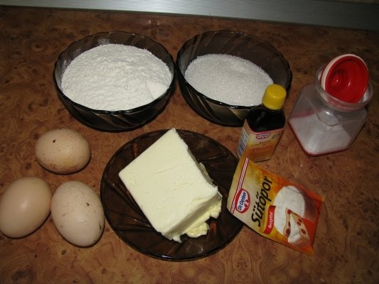 Minitorturi personalizate