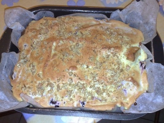 Prajitura sara-bezea si gem