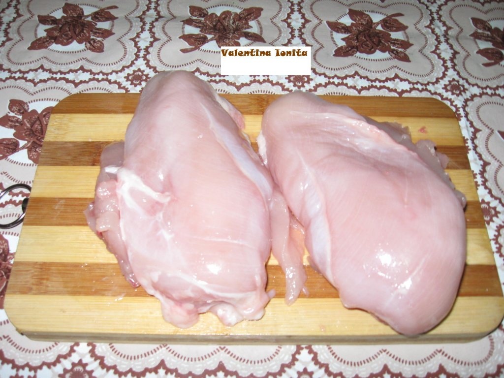 Piept de pui cu verdeata si cascaval