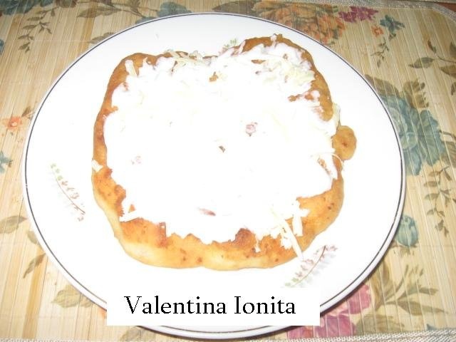 Scovergi cu branza,cascaval si smantana