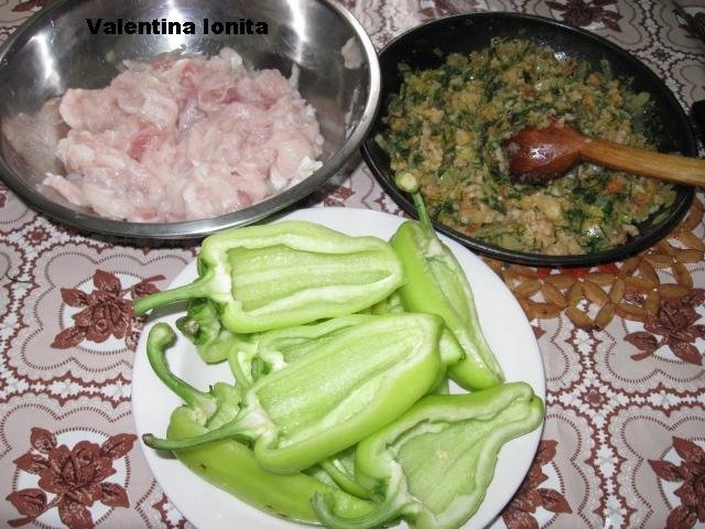 Ardei umpluti cu peste