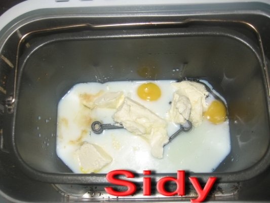 Prajitura alsaciana cu stafide si nuca-in masina de paine