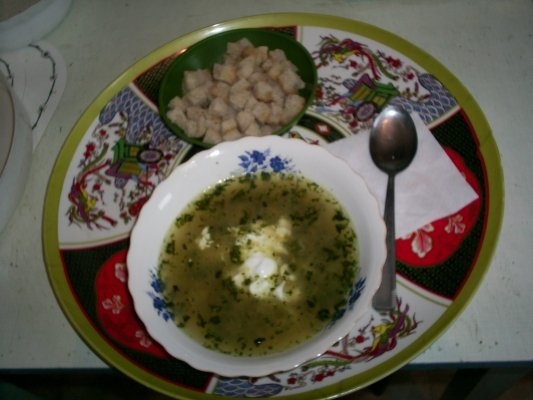 Supa din frunze verzi de morcov Tradaro