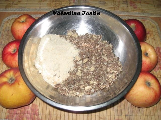 Mere rase cu biscuiti si napolitane pentru pofticiosi - de post