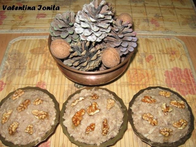 Mere rase cu biscuiti si napolitane pentru pofticiosi - de post