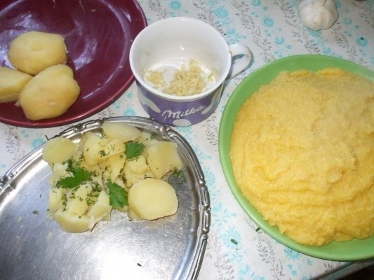 Ostropel de pui cu cartofi noi