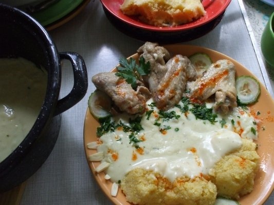 Ostropel de aripioare cu ciulama