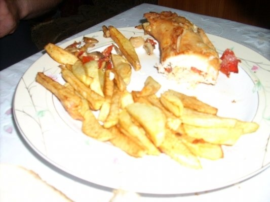 RULOURI DI PIEPT DE PUI CU CIUPERCI