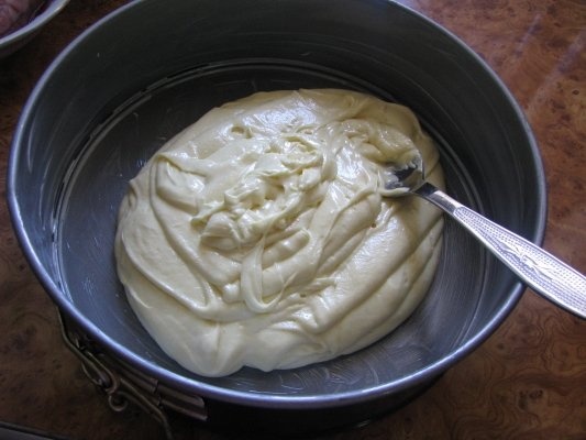 Tort cu 3 tipuri de ciocolata