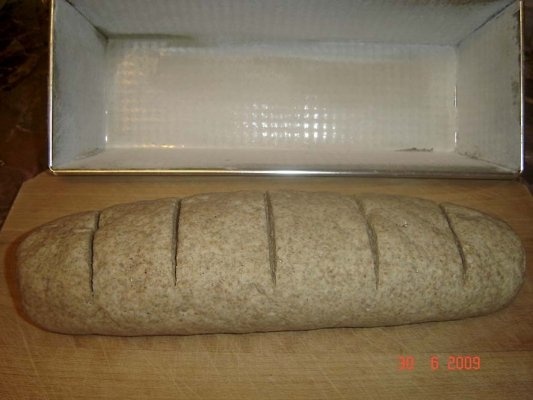 Paine de secara la o gustare de seara