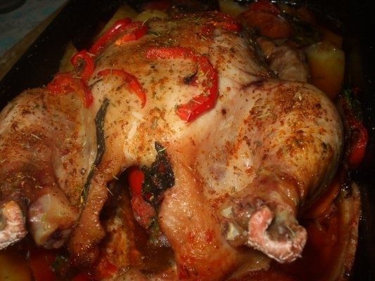 Pui cu cartofi la tava