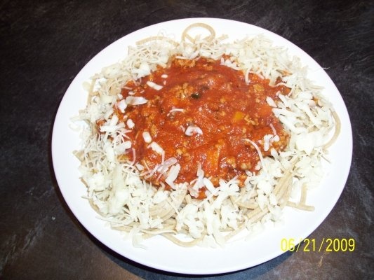 Spaghetti cu carne de pui