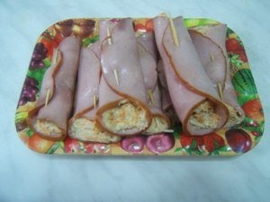 RULOU CU SALATA DE CRUDITATI