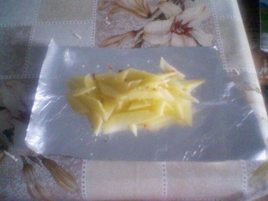 CARTOFI CU LEGUME IN FOLIE